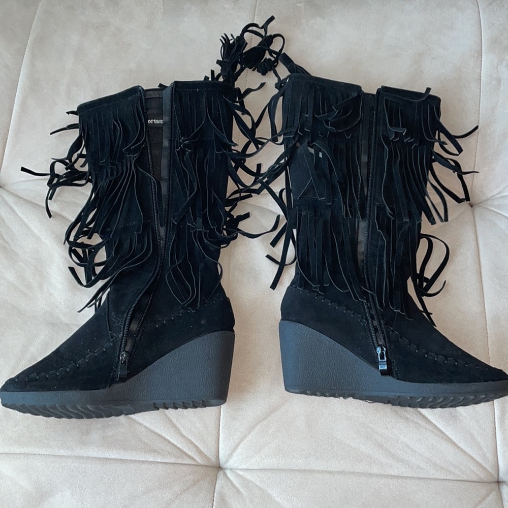 Black fringe below the knee boot wedge heel tassle - Picture 4 of 6